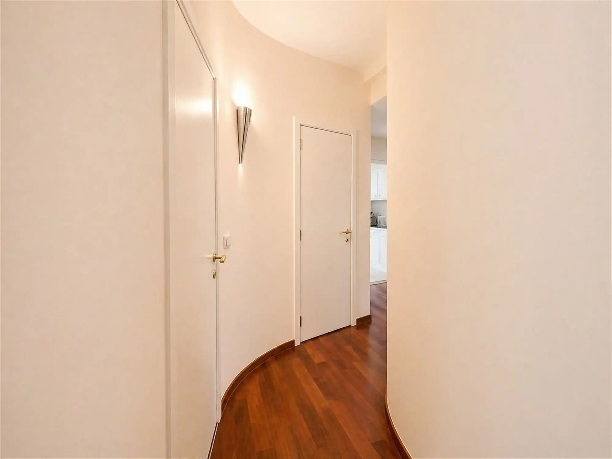 Ruim 2-slaapkamerappartement van 100m² op toplocatie foto 9