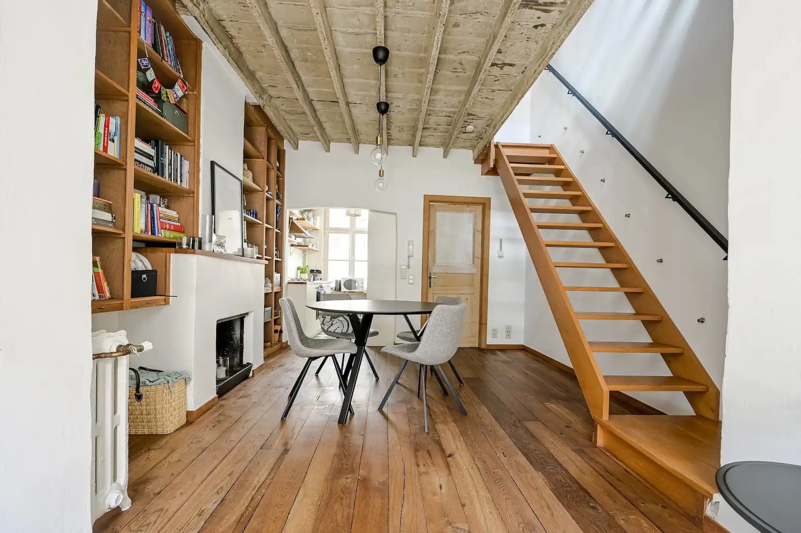 verborgen parel in hartje Brugge – karakterwoning met zonnig stadsterras foto 4