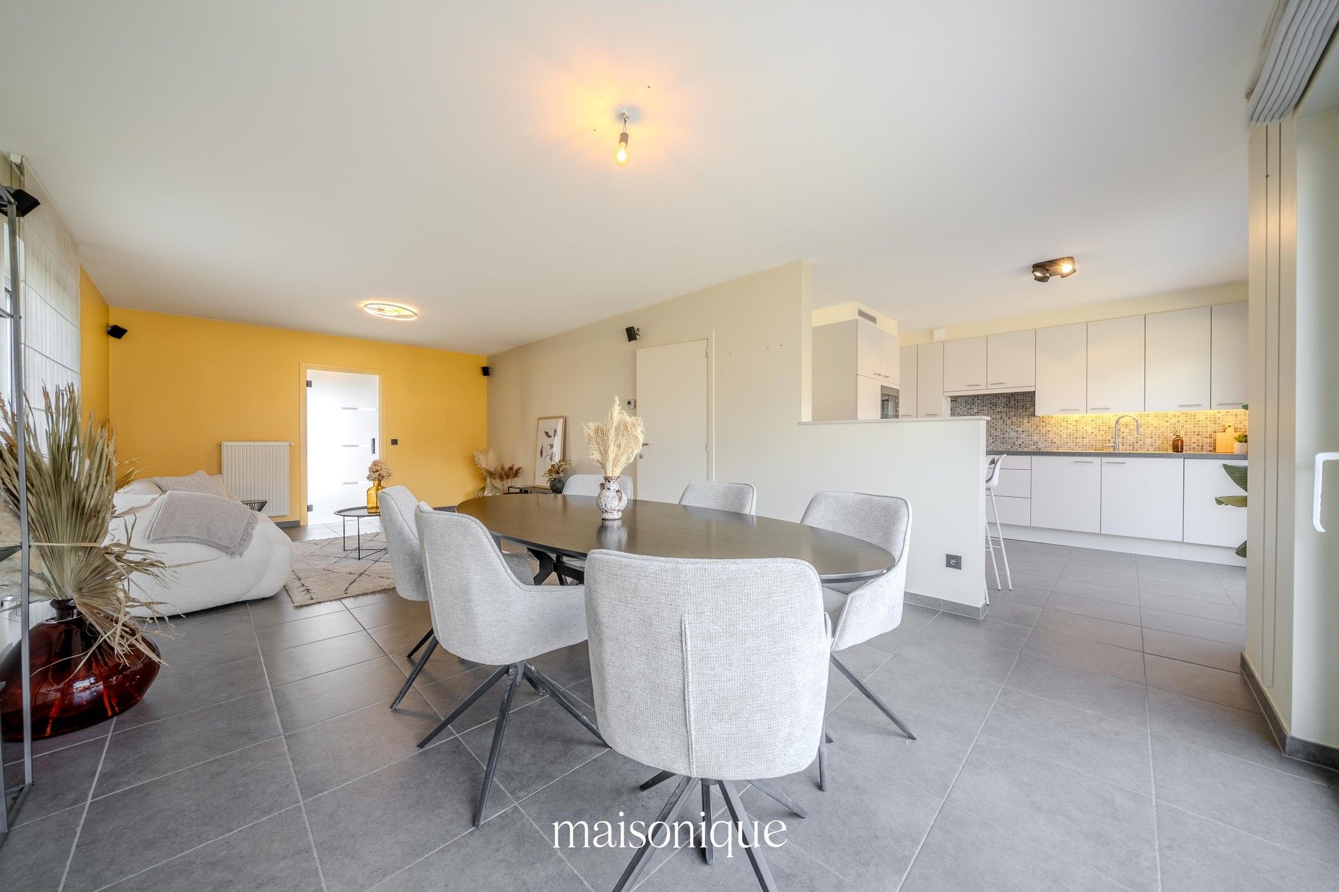 Recente familiewoning in een rustige buurt te Roeselare. foto 6