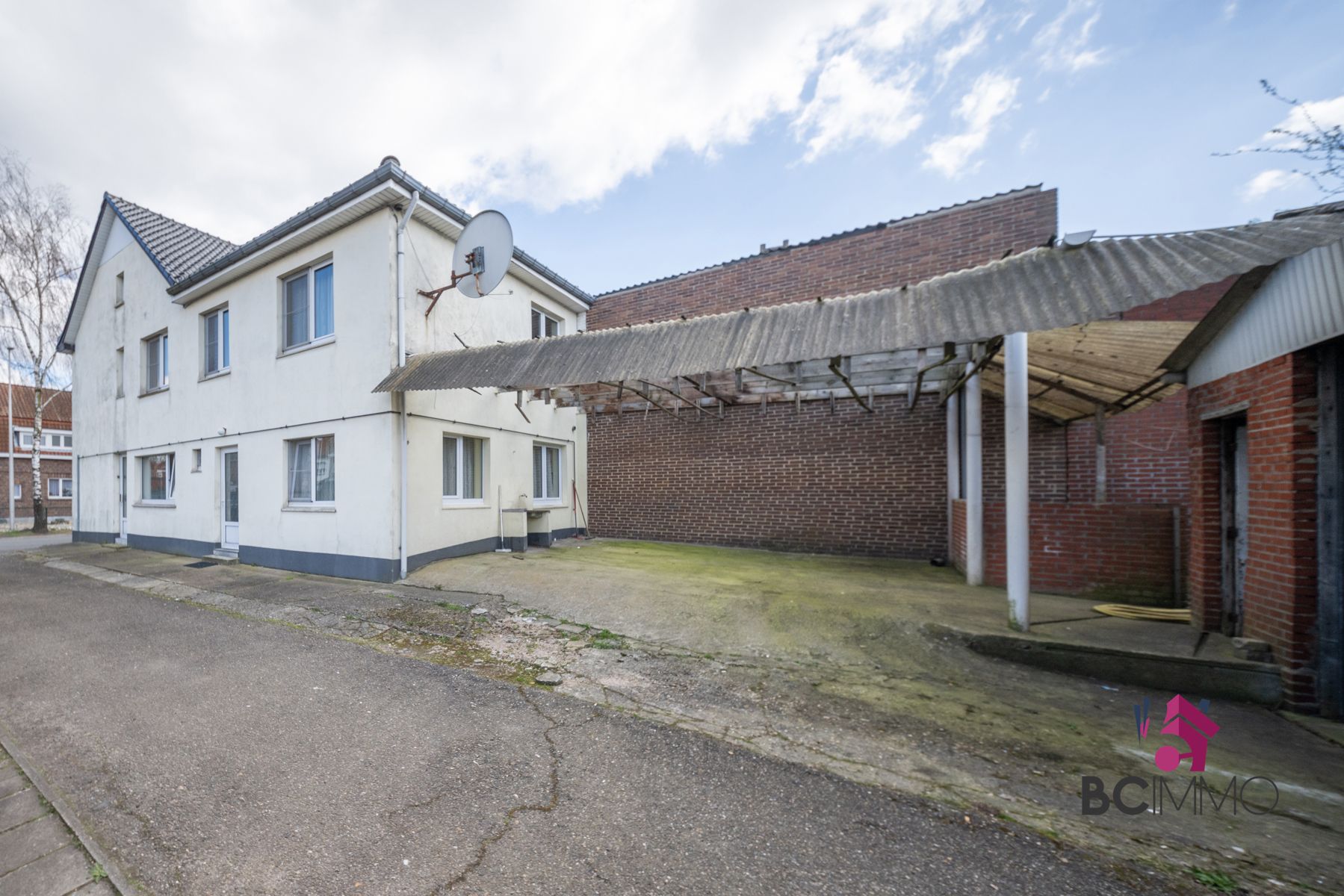 Gezinswoning met 4 slaapkamers in Genk foto 15