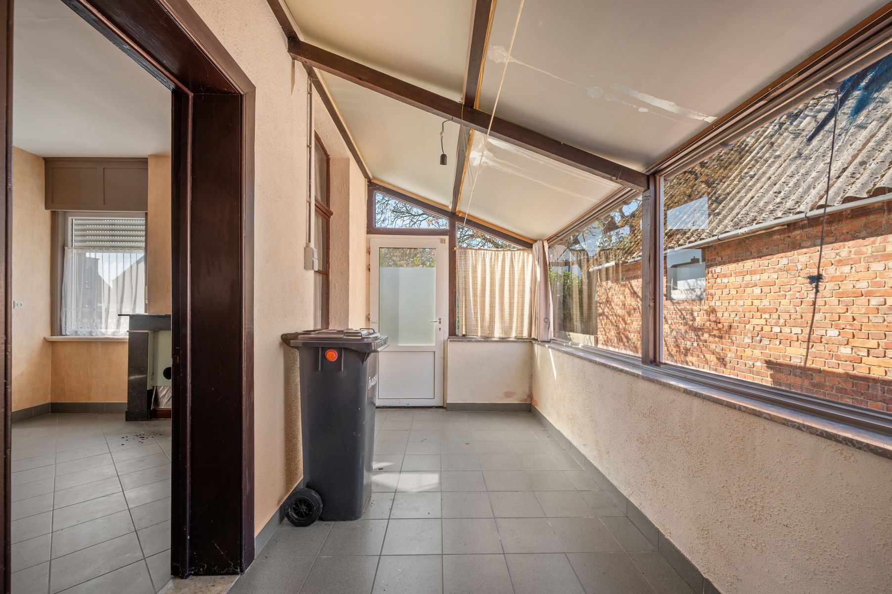 Te renoveren pand met magazijnen te BEERZEL foto 10