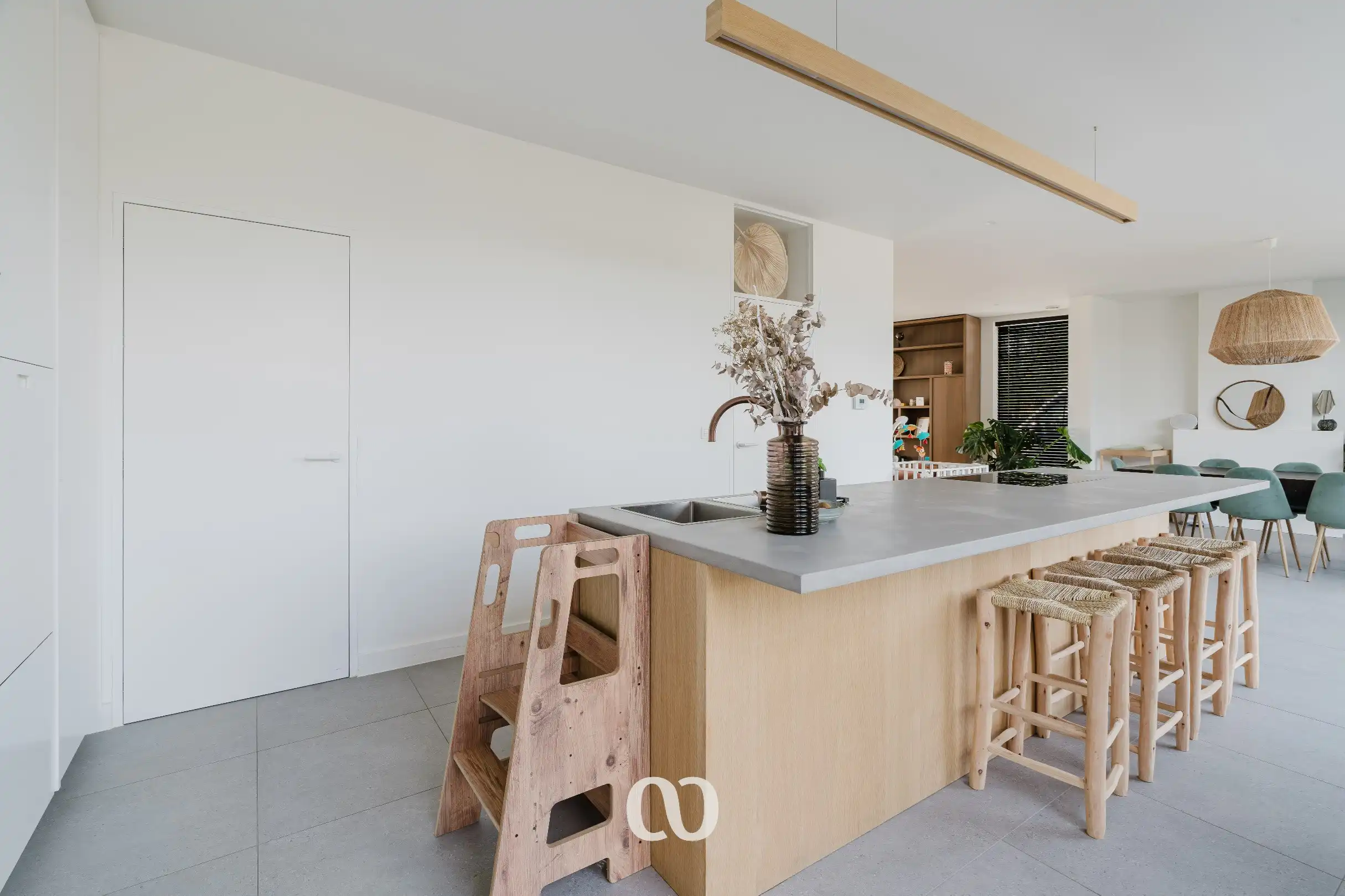 Prachtig gerenoveerde gezinswoning met 4 slaapkamers in Kruisem foto 5
