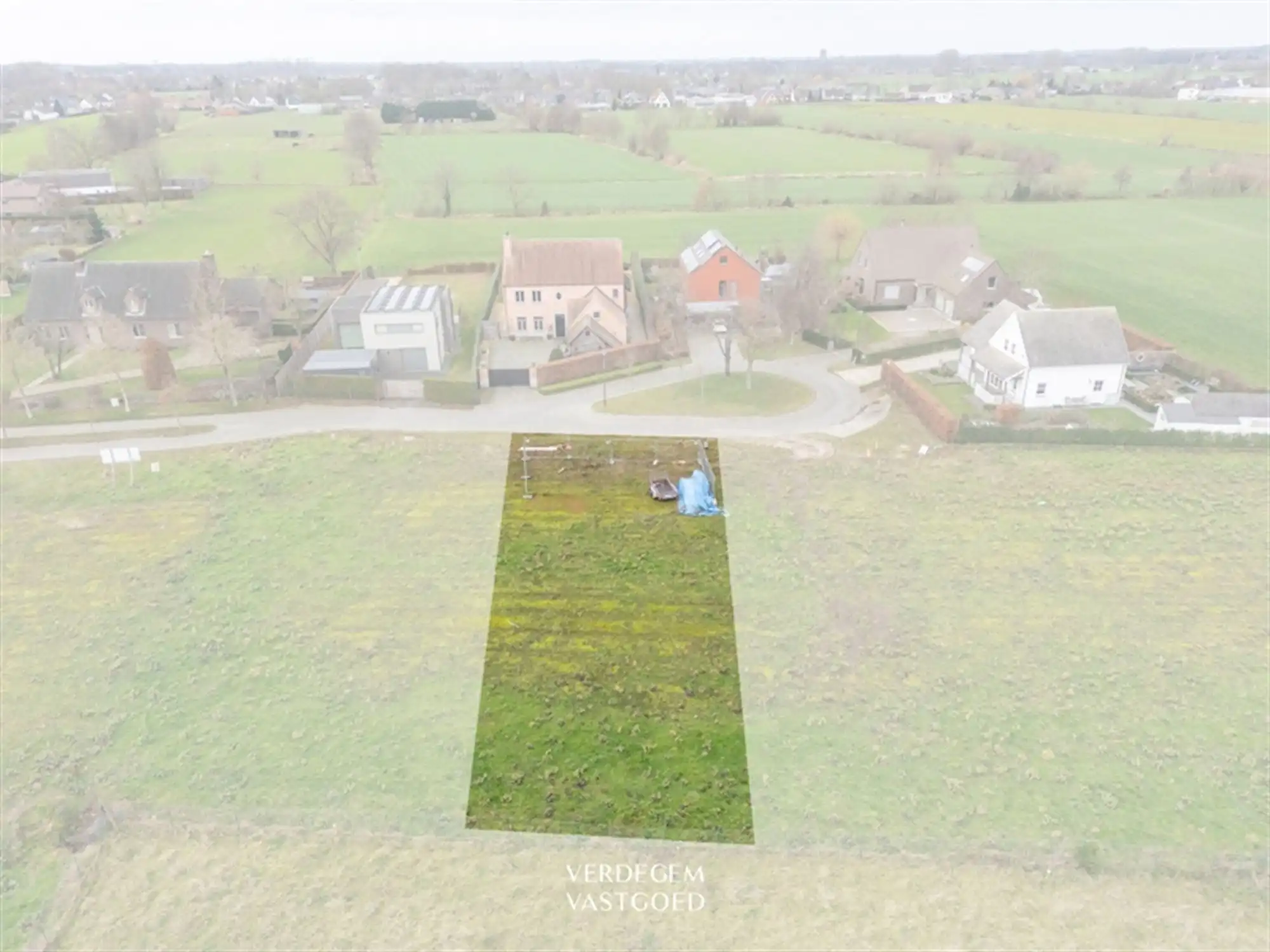 Prachtig gelegen perceel bouwgrond zonder bouwverplichting, 543m² foto {{pictureIndex}}