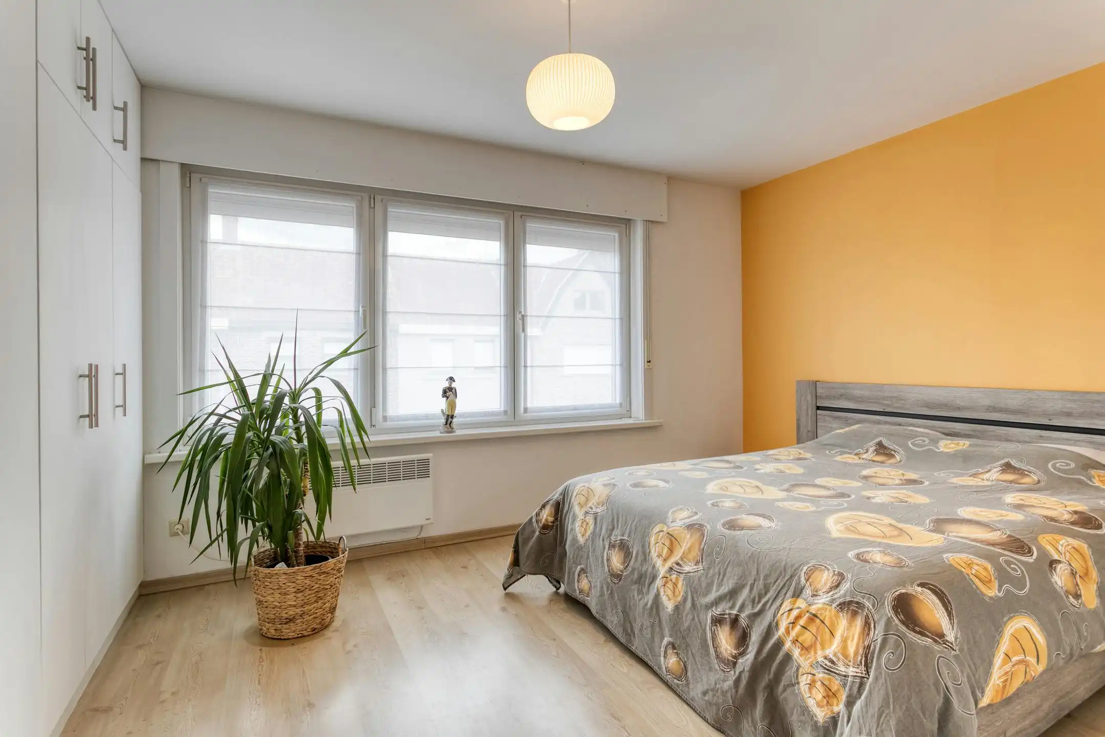 Instapklare gezinswoning met gezellige tuin in Roeselare foto 10