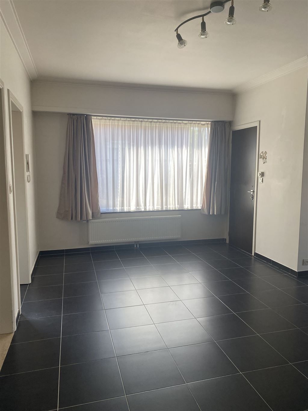 Gelijkvloers appartement in rustige straat foto 2