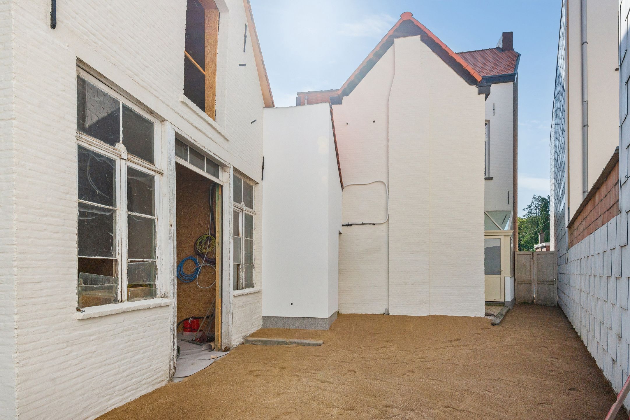 Prachtig gerenoveerde woning met bijgebouw - centrum Kontich foto 13