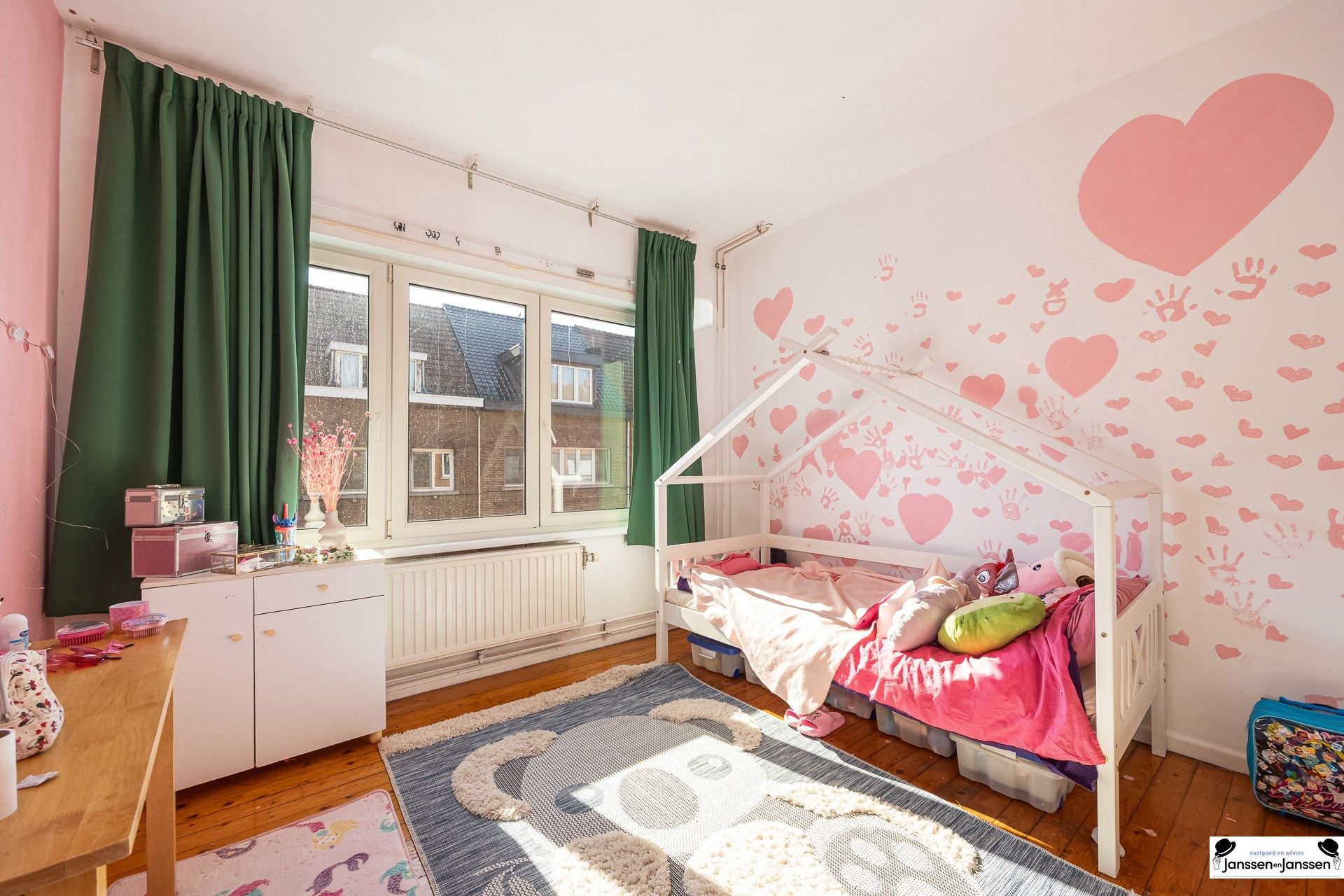 Ruime en lichtrijke woning met 3 à 4 slaapkamers! foto 16