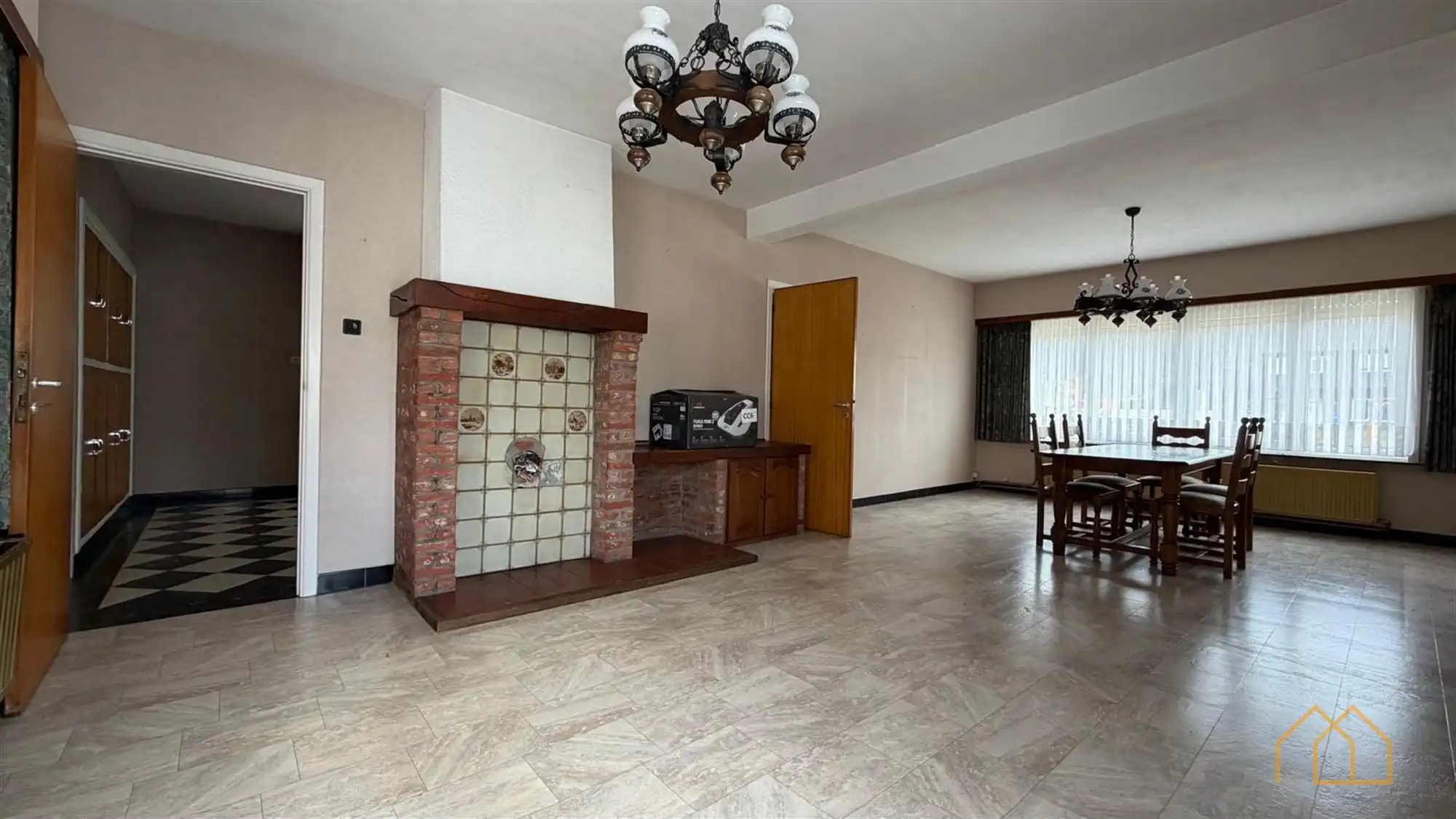 Vrijstaande woning met 3 slk en tuin foto 7