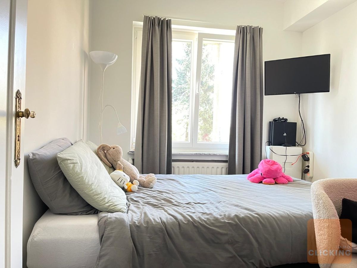 Tof 2 slaapkamer appartement met  1 parkeerplaats foto 8