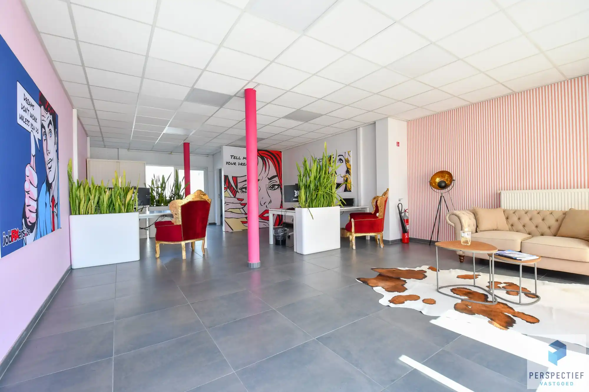 Handelsgelijkvloers en appartement te Adegem foto 3