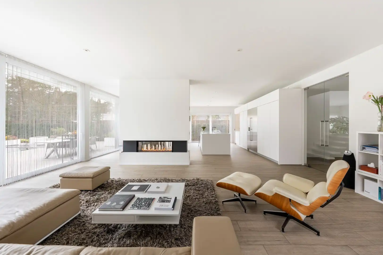 Energiezuinige villa met zwemvijver en zuidtuin foto {{pictureIndex}}