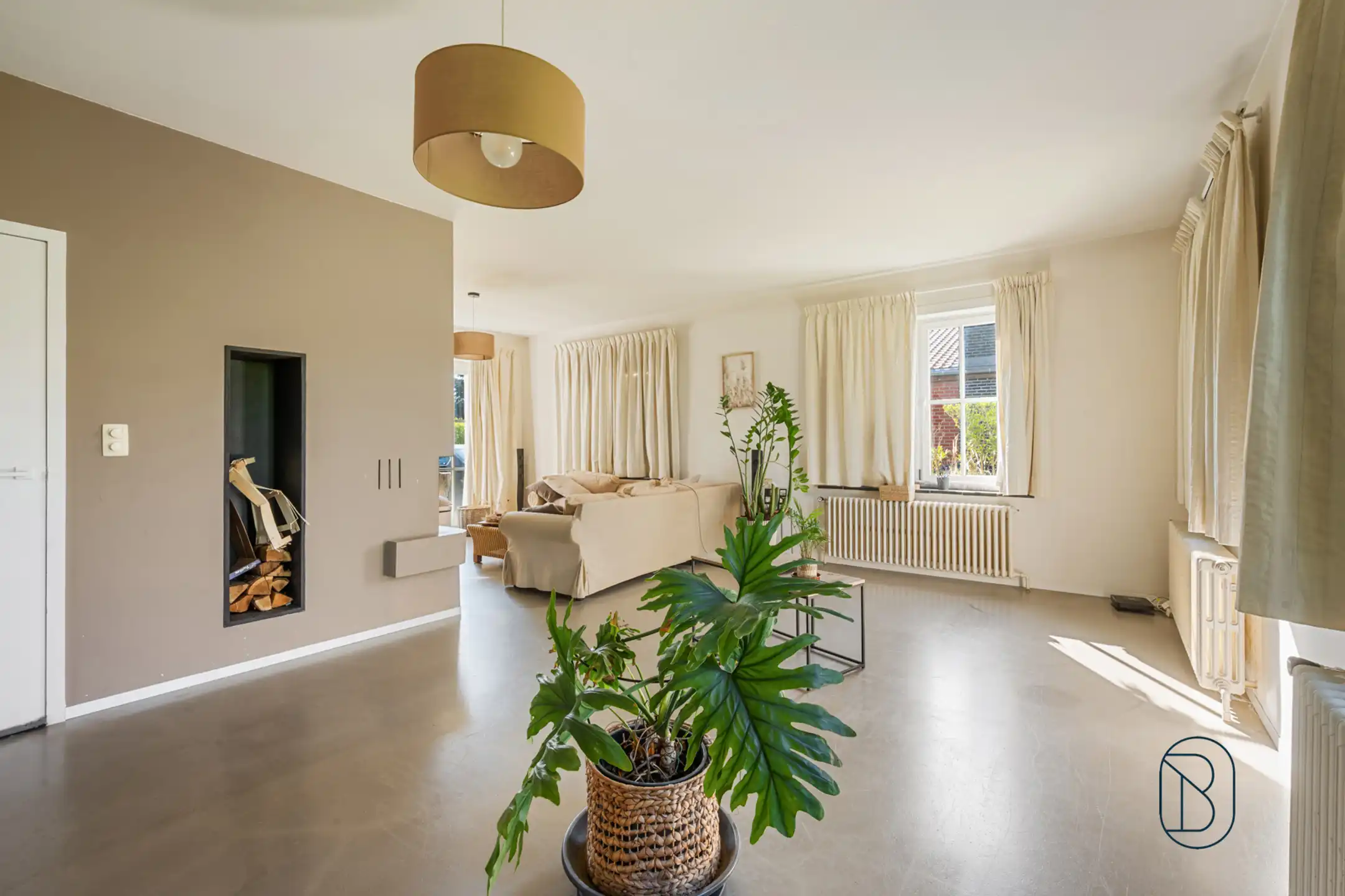 Topgelegen charmante bungalow met potentieel.  foto 9