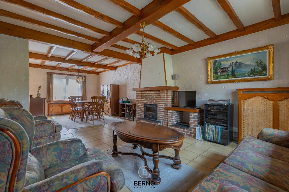 Kloeke rijwoning met garage op topligging nabij het station van Dendermonde. foto 3