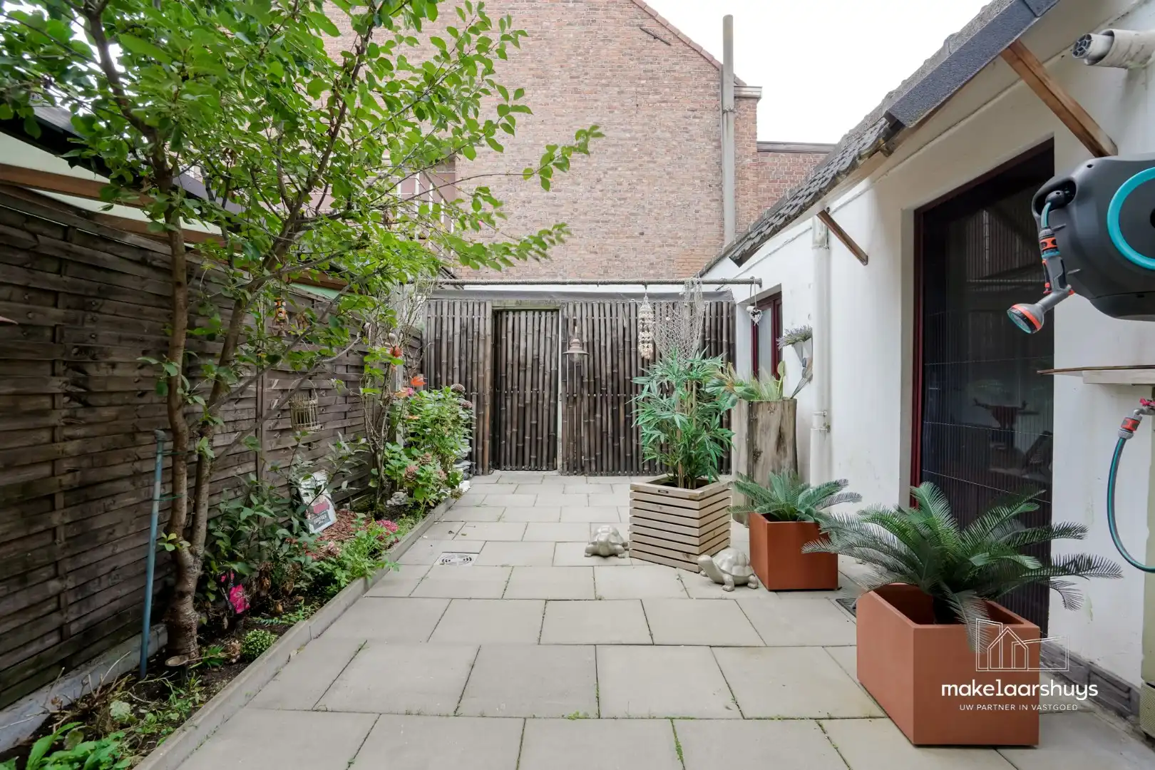 Ruime rijwoning met 3 slp. en tuin  foto 20