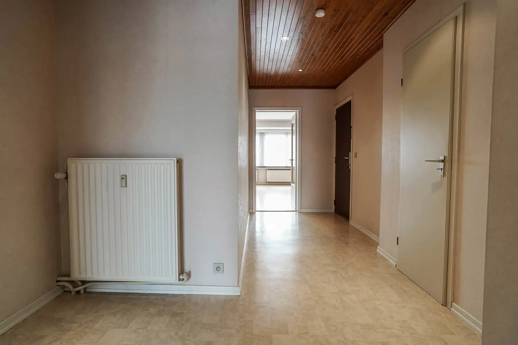Appartement met 2 slaapkamers en overdekte autostaanplaats te Londerzeel Sint Jozef foto 3