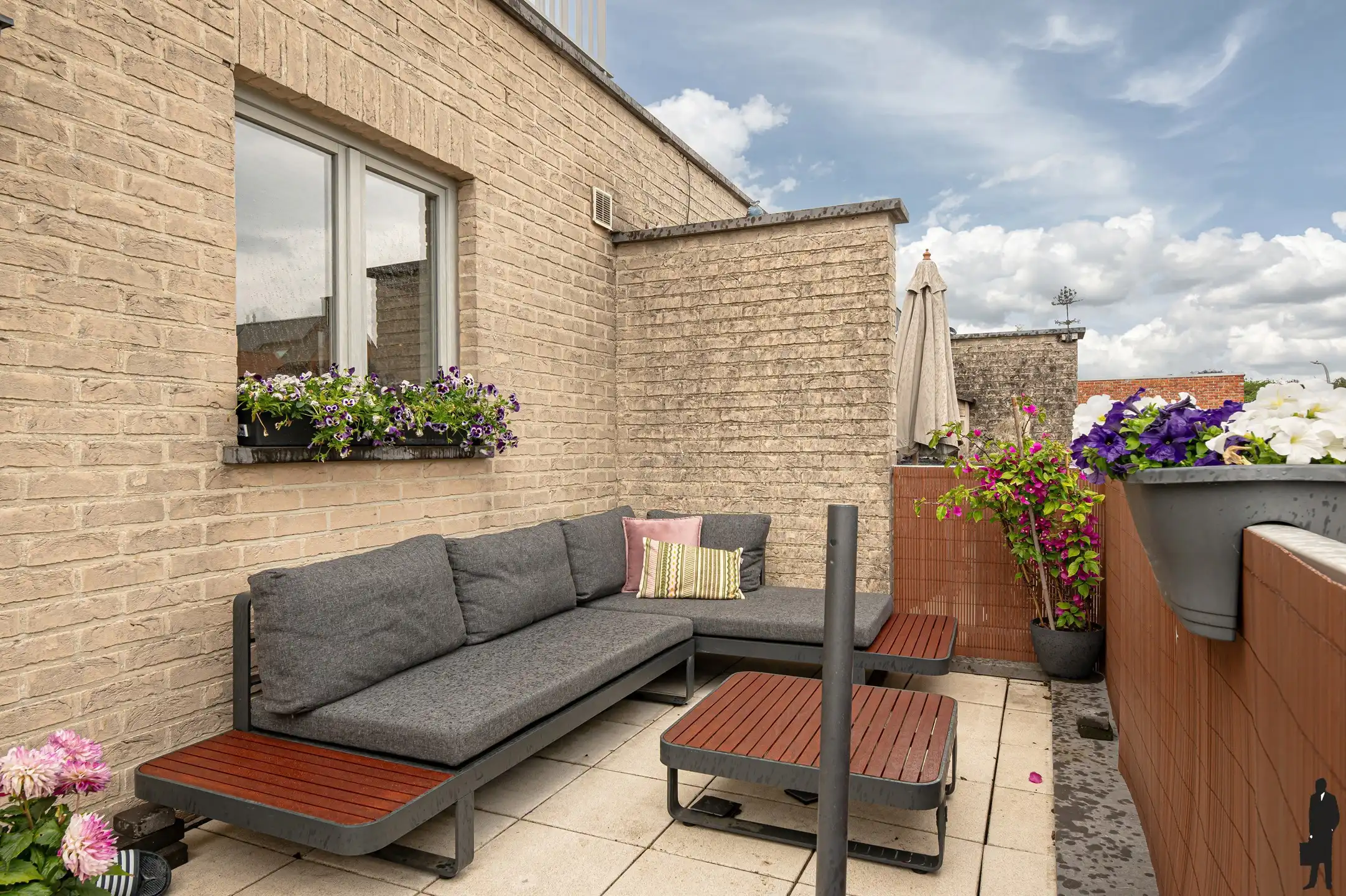 Instapklaar appartement met 2 slaapkamers, ruim terras, garage en kelderberging in Achterbroek foto 16