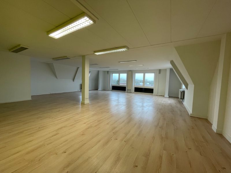 Kantoor van 97,5m² te huur op Toplocatie in Maaltecenter met prachtig zicht over Zwijnaarde foto 7