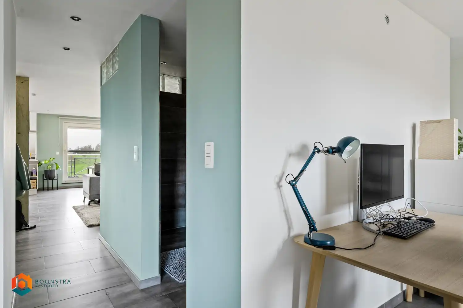 Lichtrijk duplexappartement met 2 slpkrs te Putte foto 12