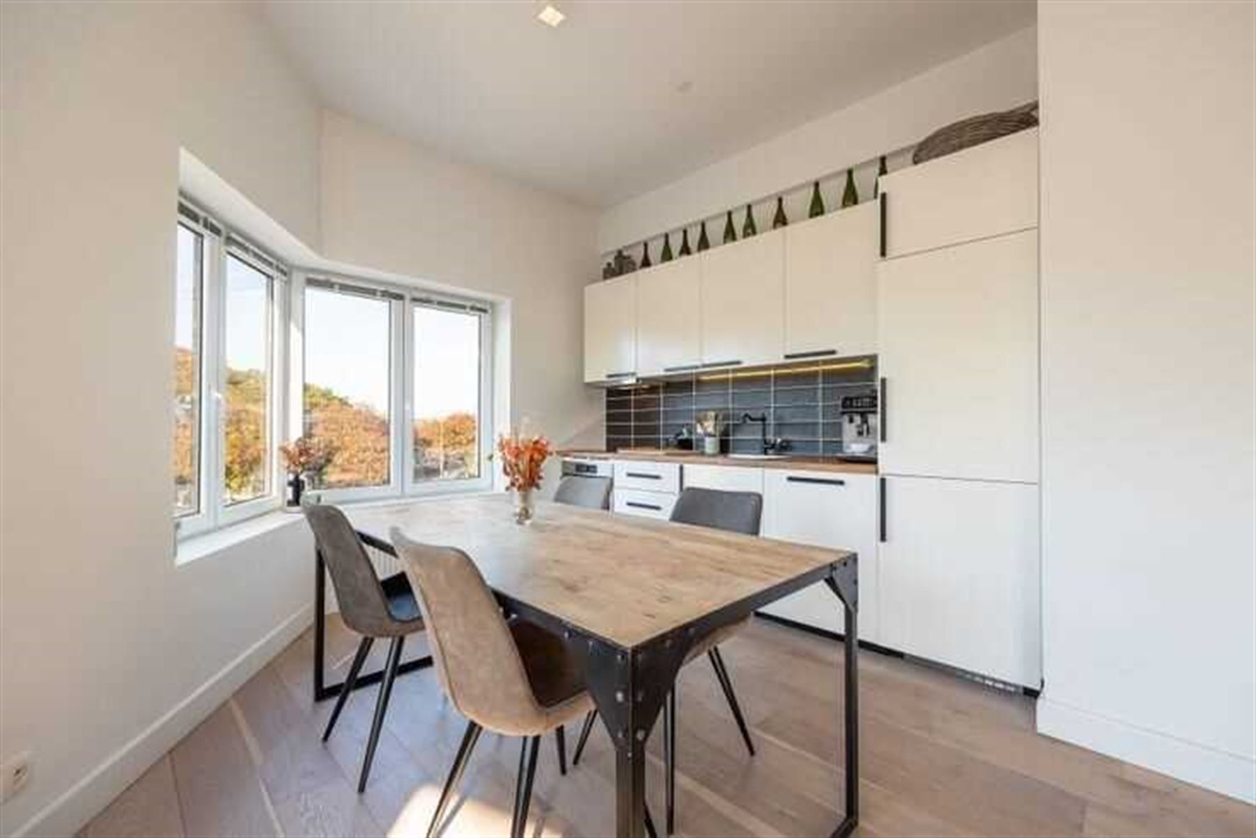 Appartement in tiptop staat in groene omgeving! foto 4