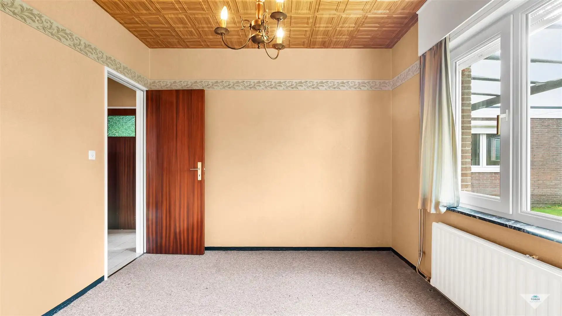 Te renoveren woning in rustige doodlopende straat foto 12