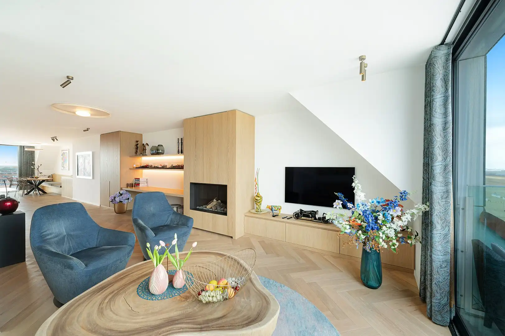 Exclusief en luxueus duplexappartement met panoramisch zicht. foto 4