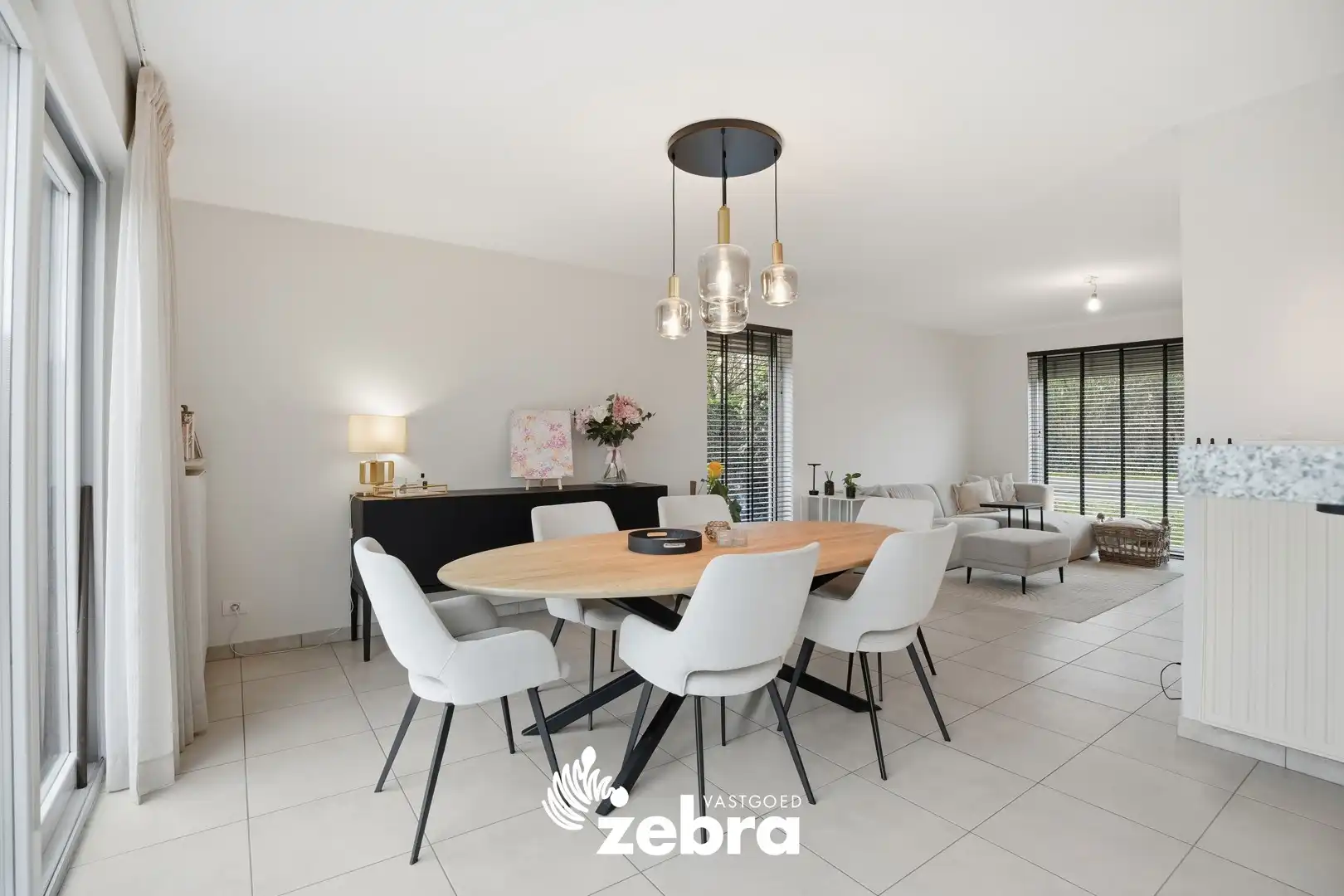 Recente open bebouwing met drie slaapkamers en garage te Lendelede! foto 6