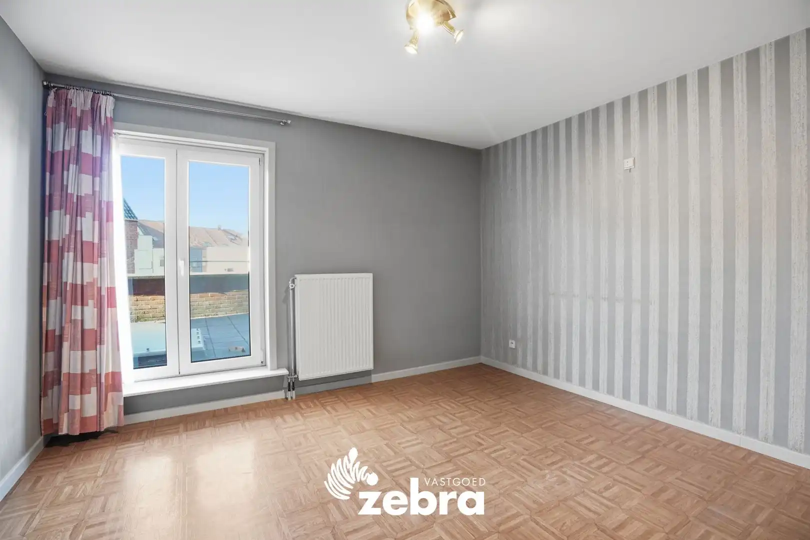 Appartement met 2 slpk en 2 terrassen in hartje Roeselare! foto 12