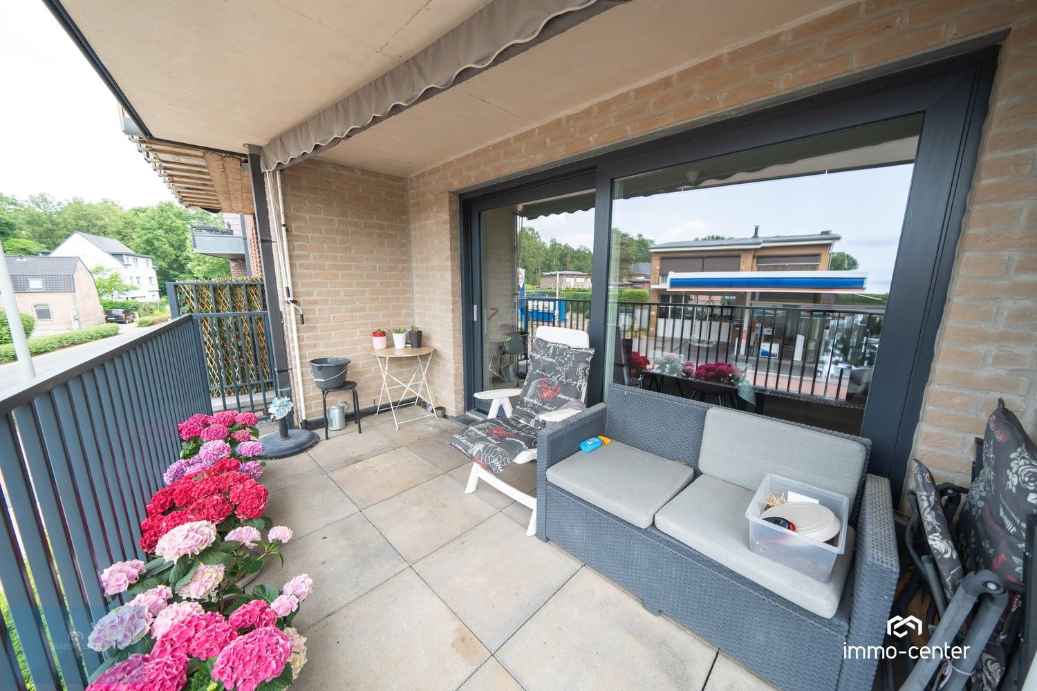 Instapklaar appartement met 2 slaapkamers, autostaanplaats, 2 terrassen in groene omgeving foto 14