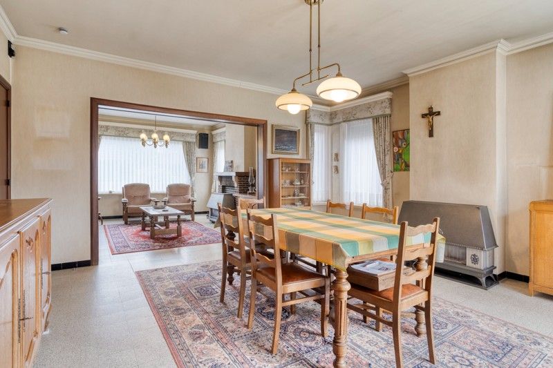 🏡 Te renoveren gezinswoning met potentieel TE KOOP in Meulebeke! foto 9