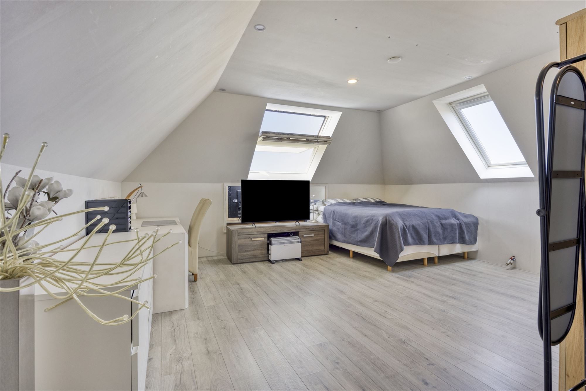 Verassend royale gezinswoning met 4 a 5 slaapkamers foto 25