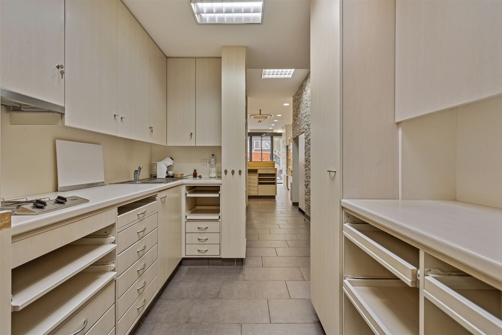 Handelswoning met duplex appartement op TOPLOCATIE foto 20