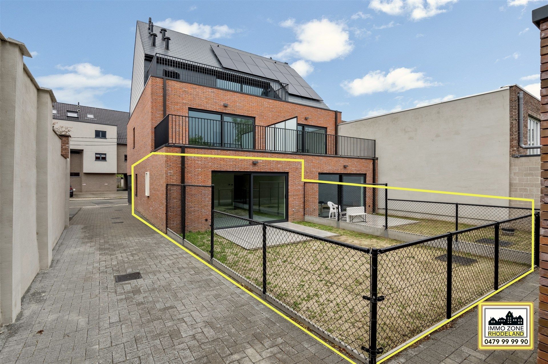 Gelijkvloers nieuwbouwappartement met tuin  foto {{pictureIndex}}