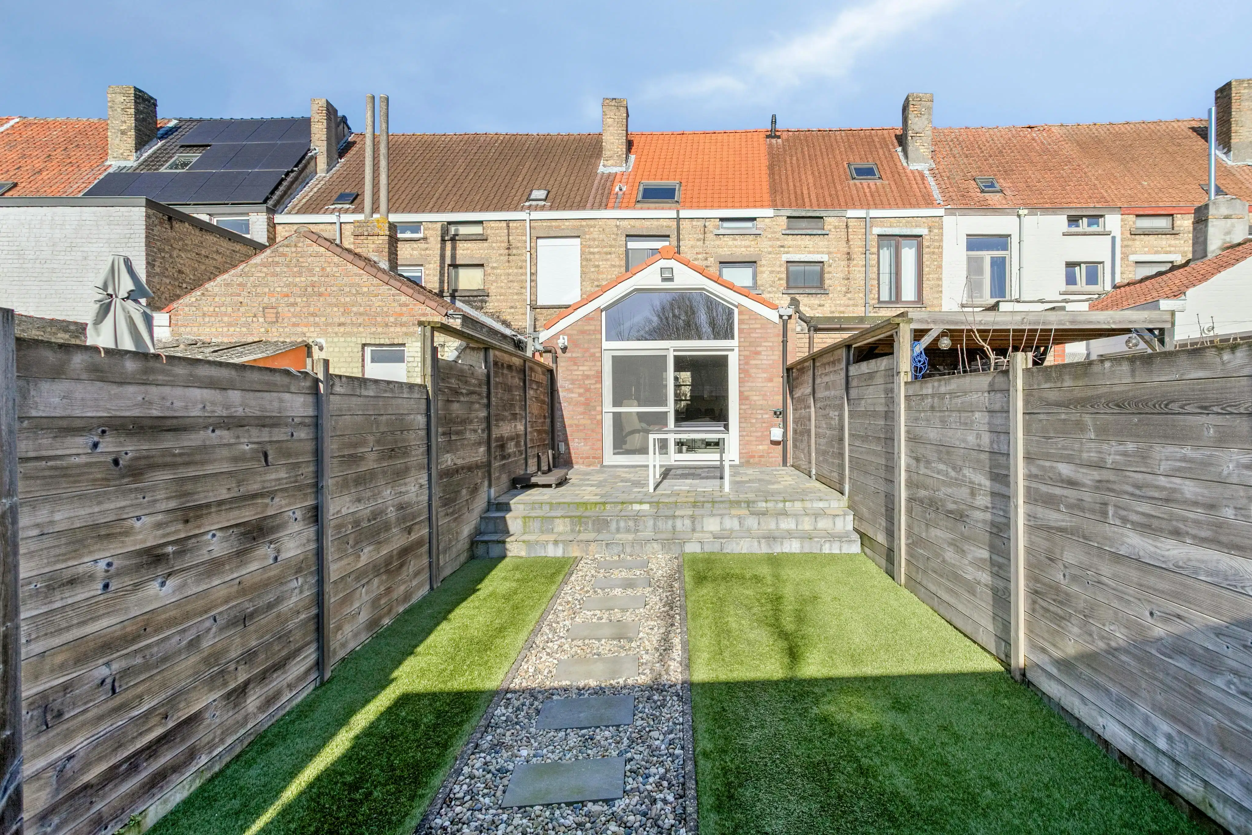 Instapklare woning te koop gelegen in de geliefde buurt Fort Lapin te Brugge. foto 7