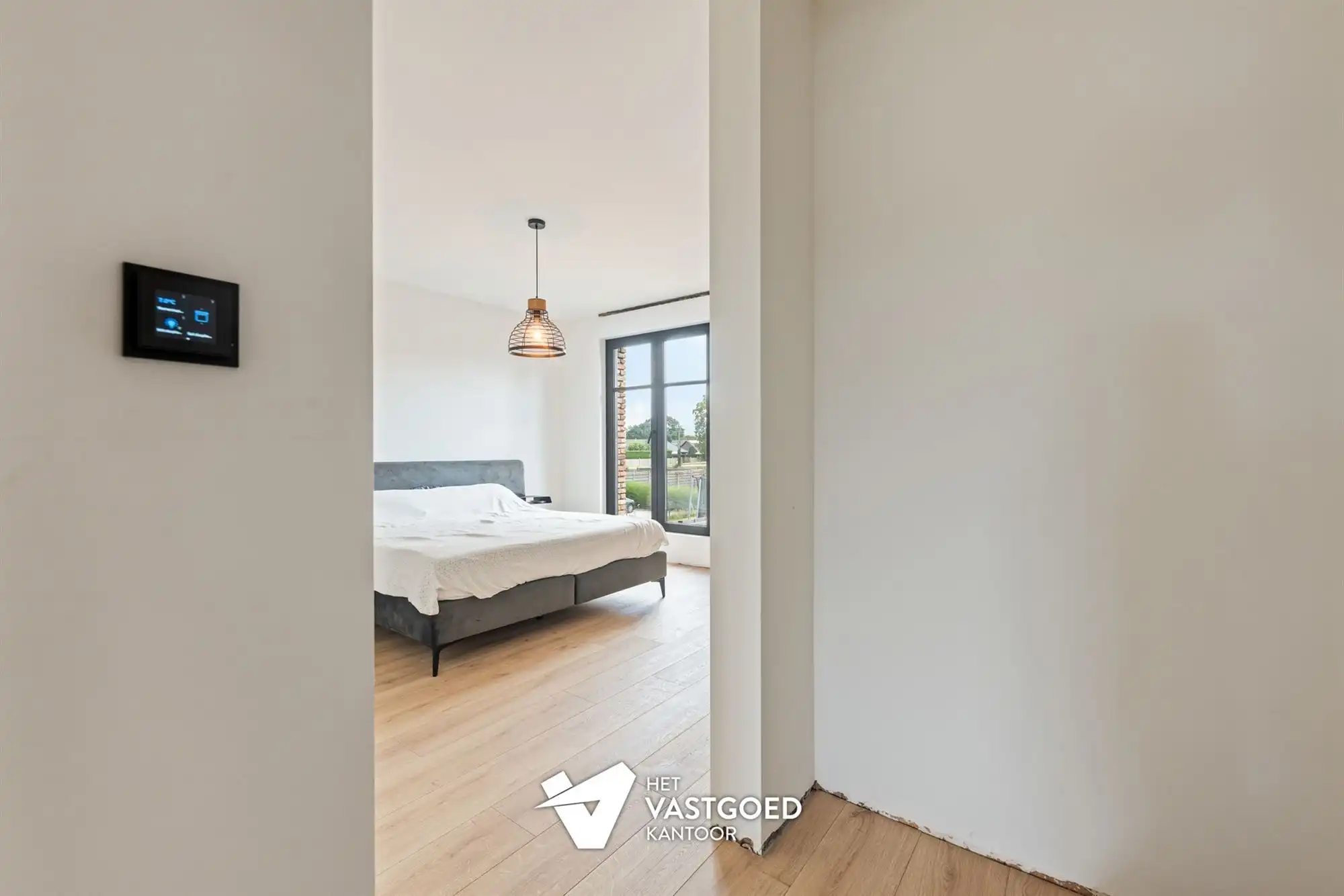ZEER RUIME NIEUWBOUWWONING UITERST RUSTIG GELEGEN OP EEN PERCEEL VAN 1628M² TE OOSTHAM foto 18