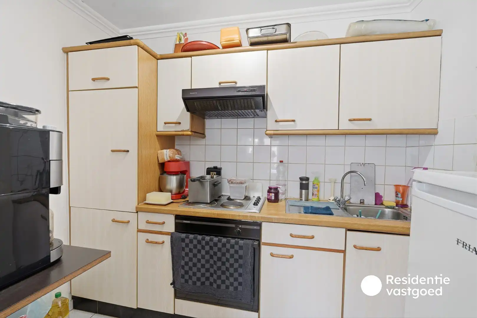 Opbrengsteigendom met handelszaak op goede ligging in Zedelgem foto 12