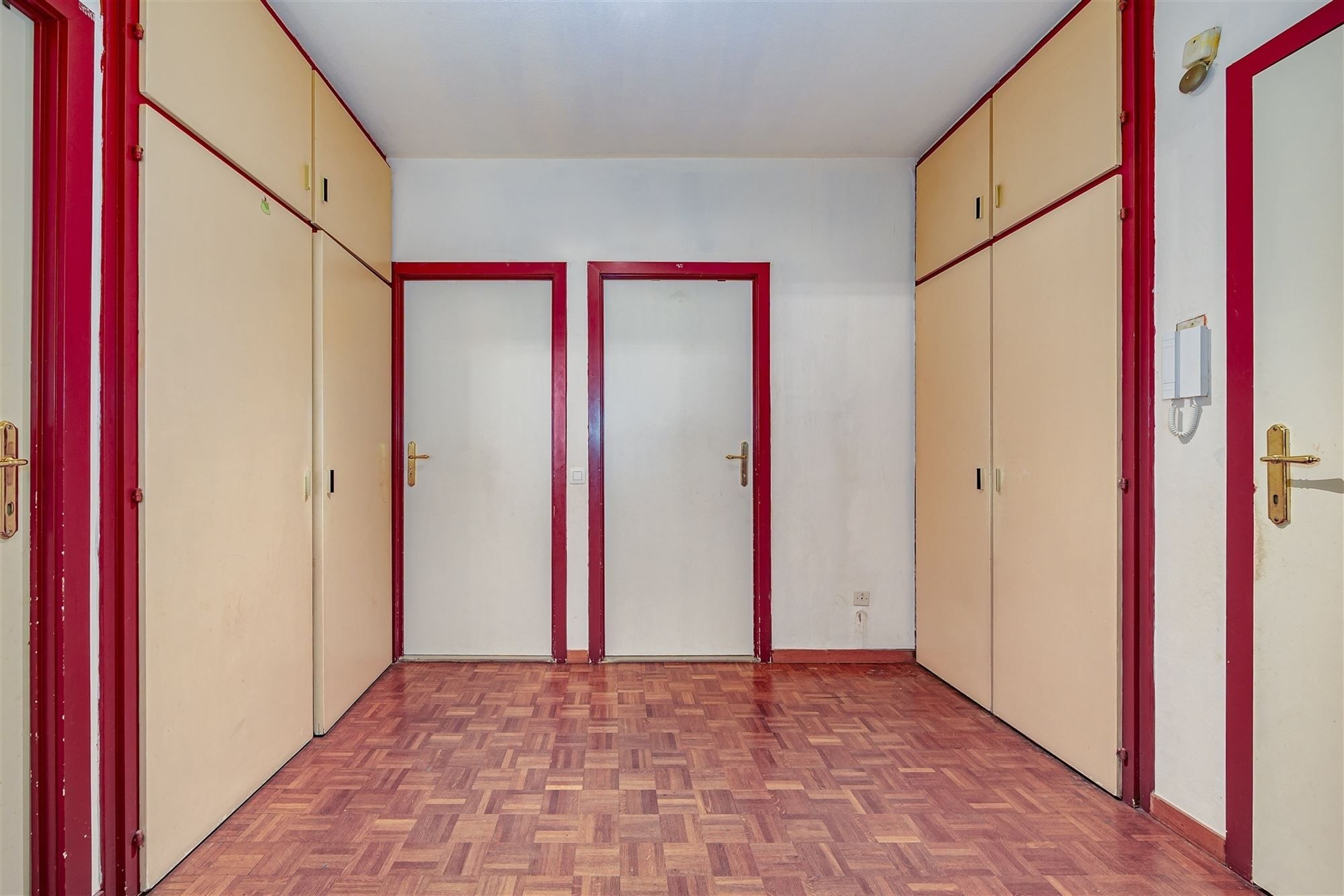  Instapklaar appartement met 2 slaapkamers + autostaanplaats foto 19