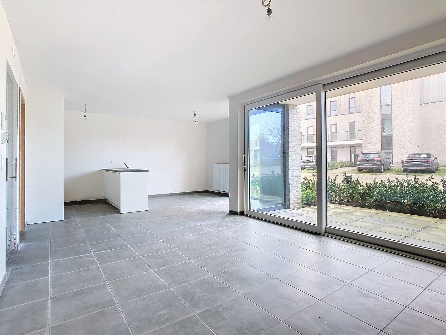 Gelijkvloers nieuwbouwappartement met 1 slaapkamer met terras foto 2