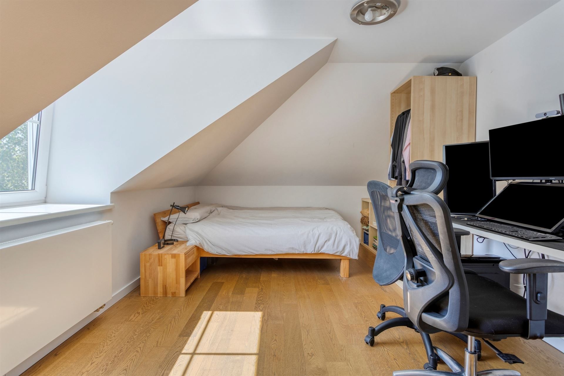 Prachtig gerenoveerde villa op mooi perceel foto 27