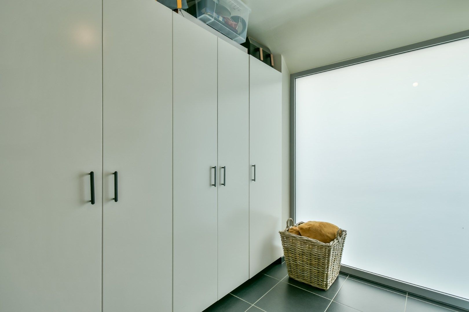 Instapklare woning in een residentiële wijk! foto 9
