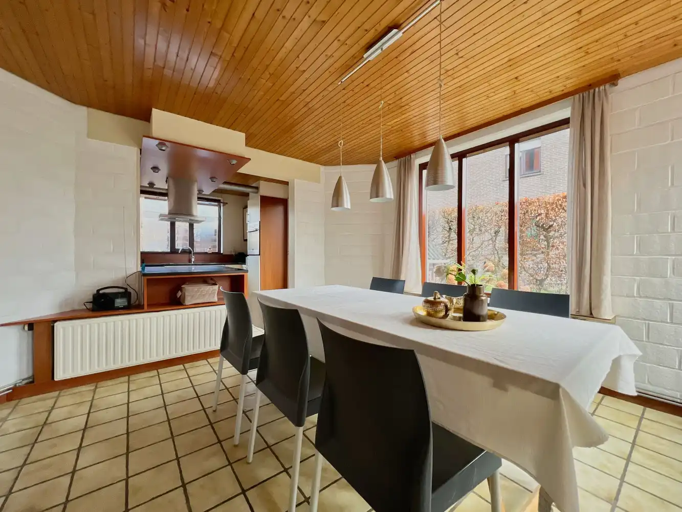 Instapklare, lichtrijke woning (4 slpks) + zonnige tuin foto 4