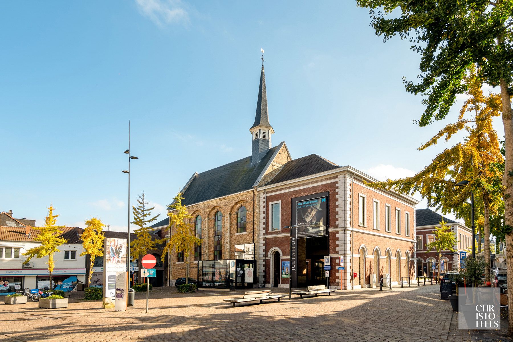 Handelspand van 408m² in Tongeren op de Antiekmarkt! foto 3