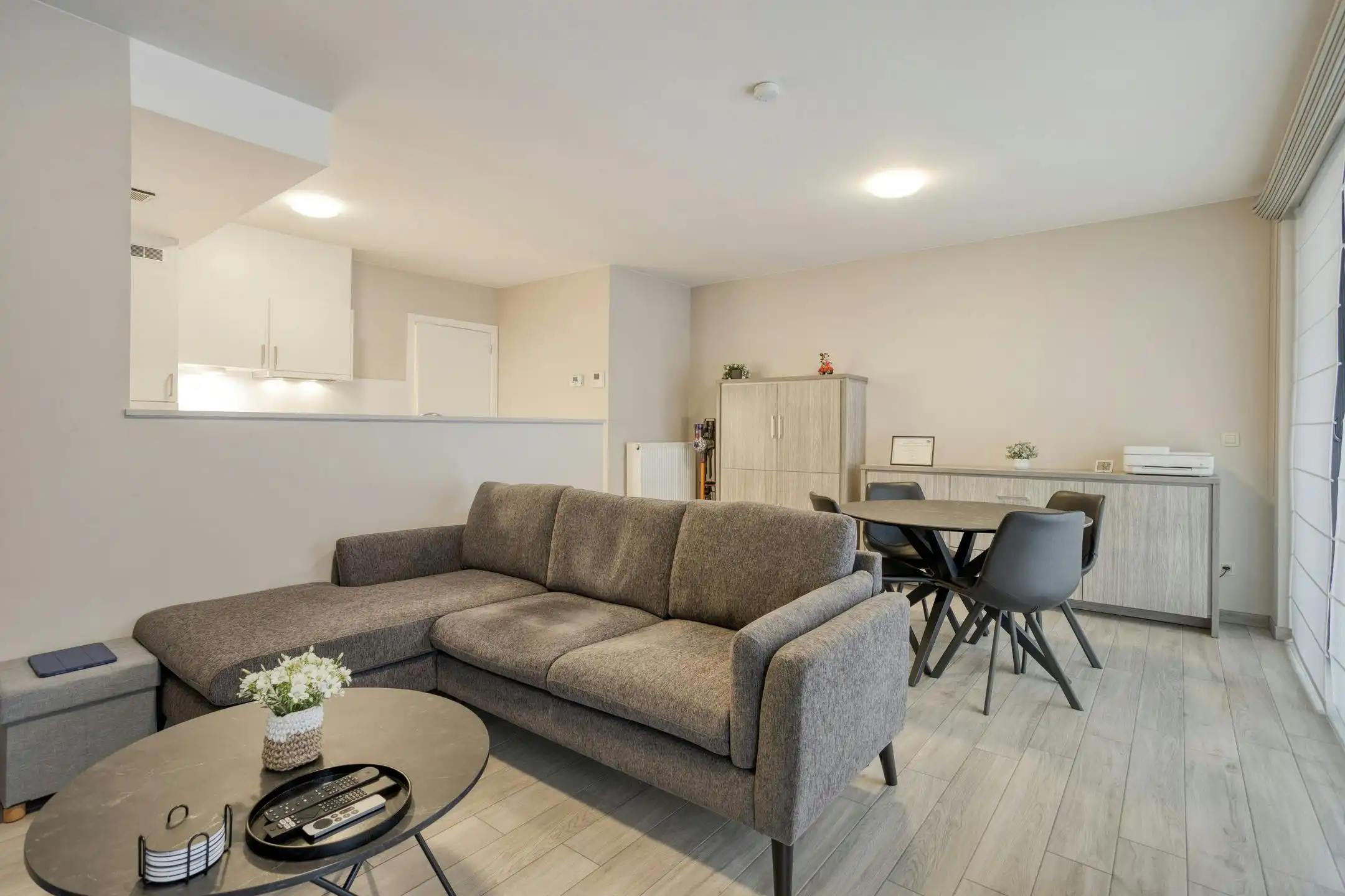 Instapklaar en energiezuinig appartement te koop in Roeselare foto 3