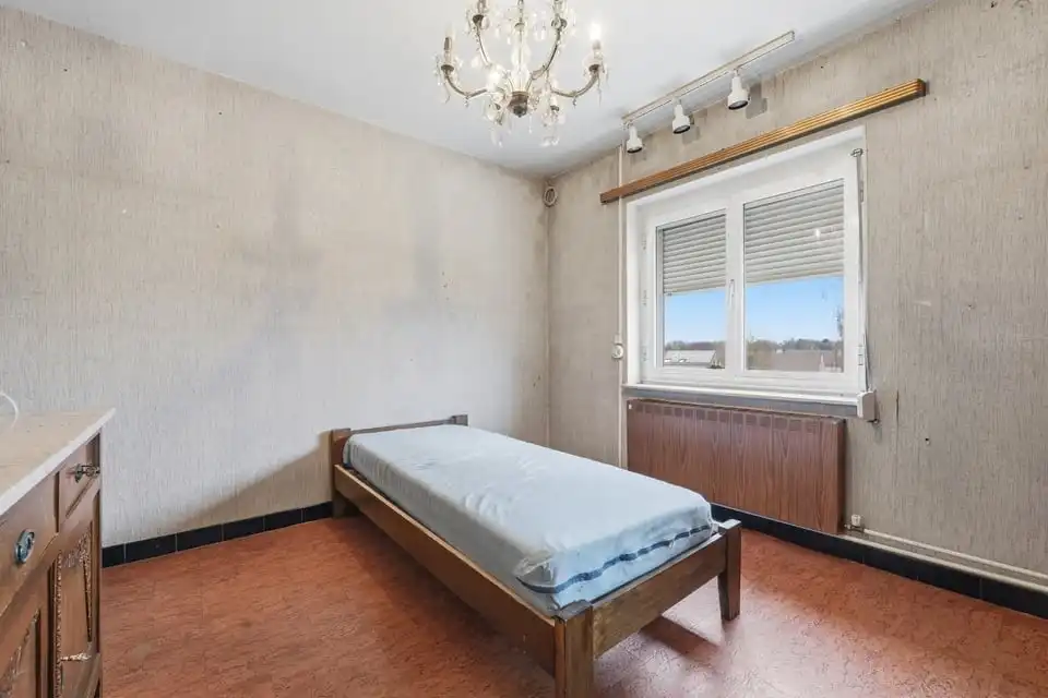 RUIME GEZINSWONING MET 3 SLKS, TUIN EN GARAGEBOX IN TONGEREN foto 19