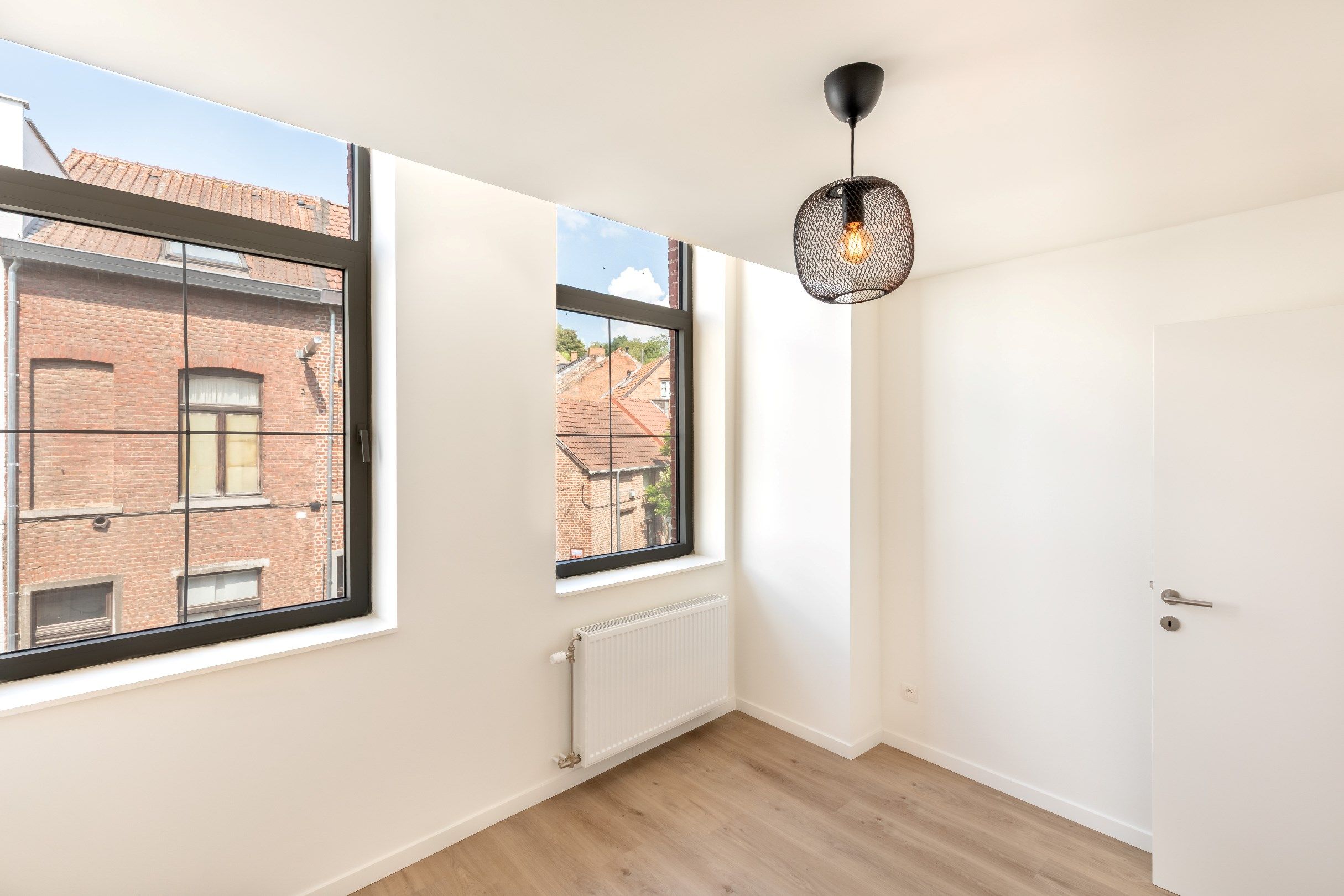 Volledig gerenoveerde woning met 2-slaapkamers. foto 8