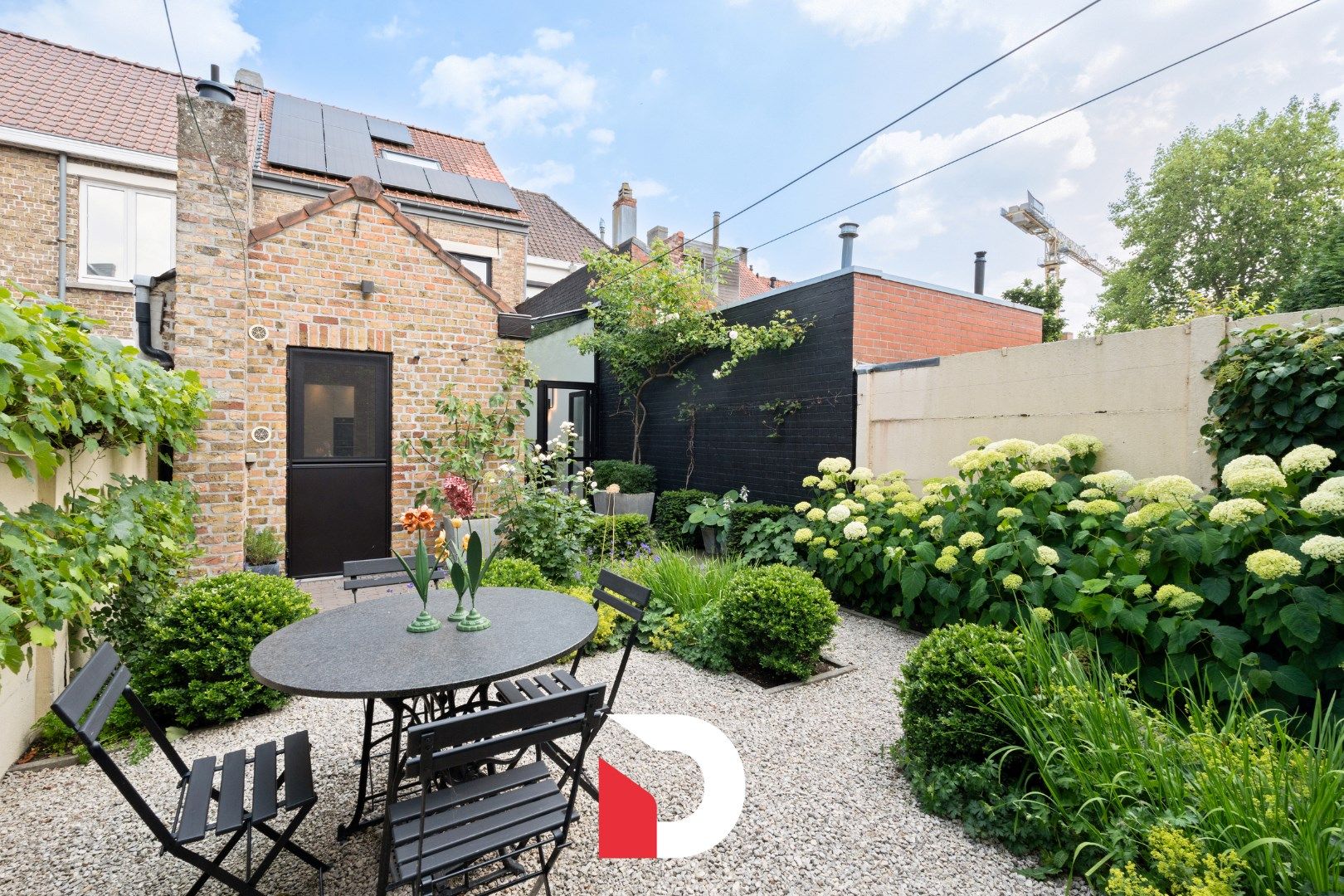 Stijlvol gerenoveerde woning op wandelafstand van Brugge centrum foto 14