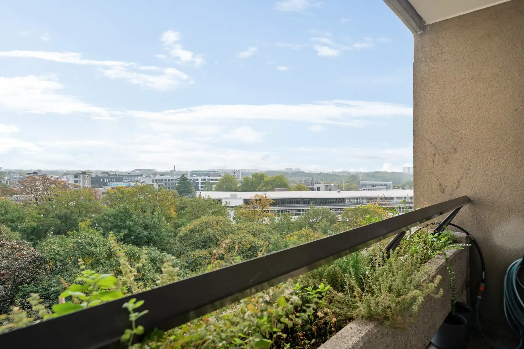 Volledig gerenoveerd en instapklaar appartement 121m² + 26m² terras foto 3