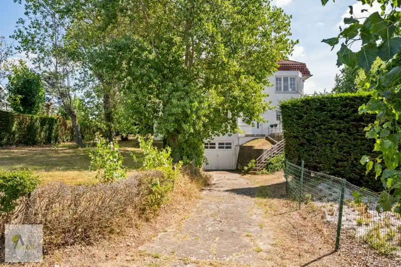 "VILLA THERESE" - Een zeldzame kans in OOSTDUINKERKE !!! Op één van die mooie en rustige locaties in Oostduinkerke, op amper 500 meter van het strand ! foto 4