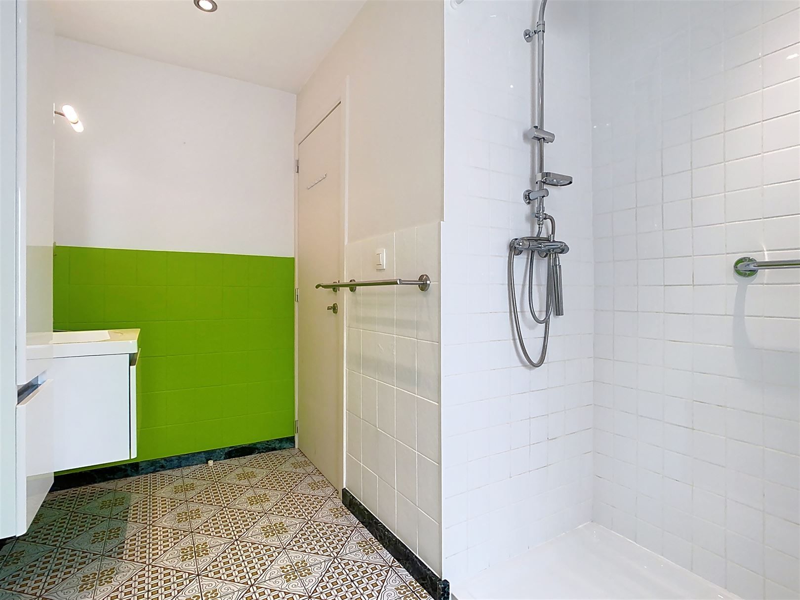 Gezellige woning, 2 slpks, terras/koer, garage, 2a 77ca  foto 42