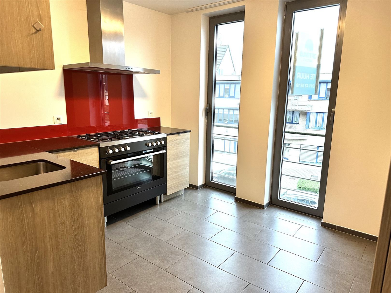 TE HUUR: Modern appartement met 2 slaapkamers in Zolder-Centrum! foto 4