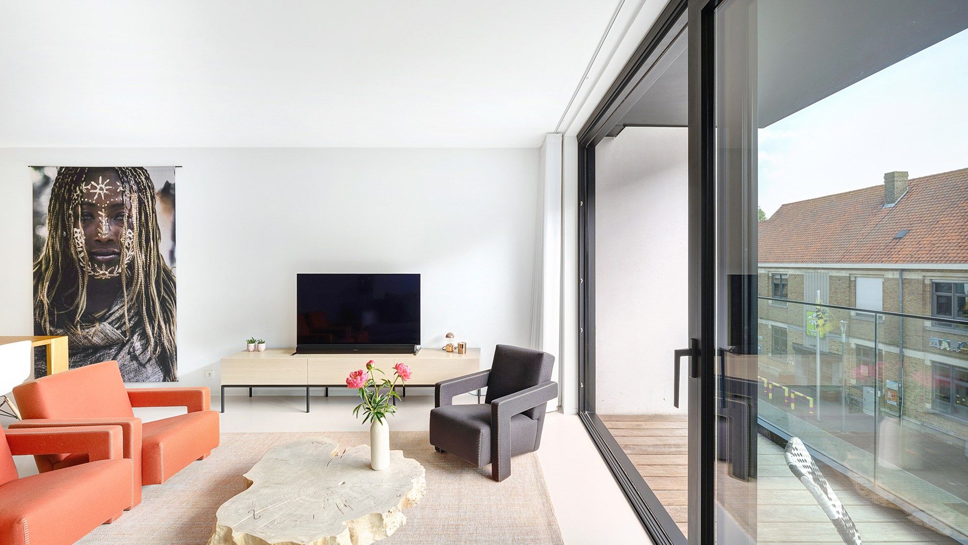 Uitzonderlijk luxueus afgewerkt appartement met zonnige terrassen, gelegen vlakbij de winkels van de Lippenslaan.  foto 5
